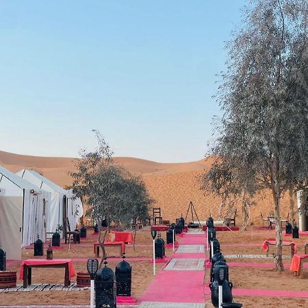 Zahra Luxury Desert Camp 호텔 메르주가 외부 사진