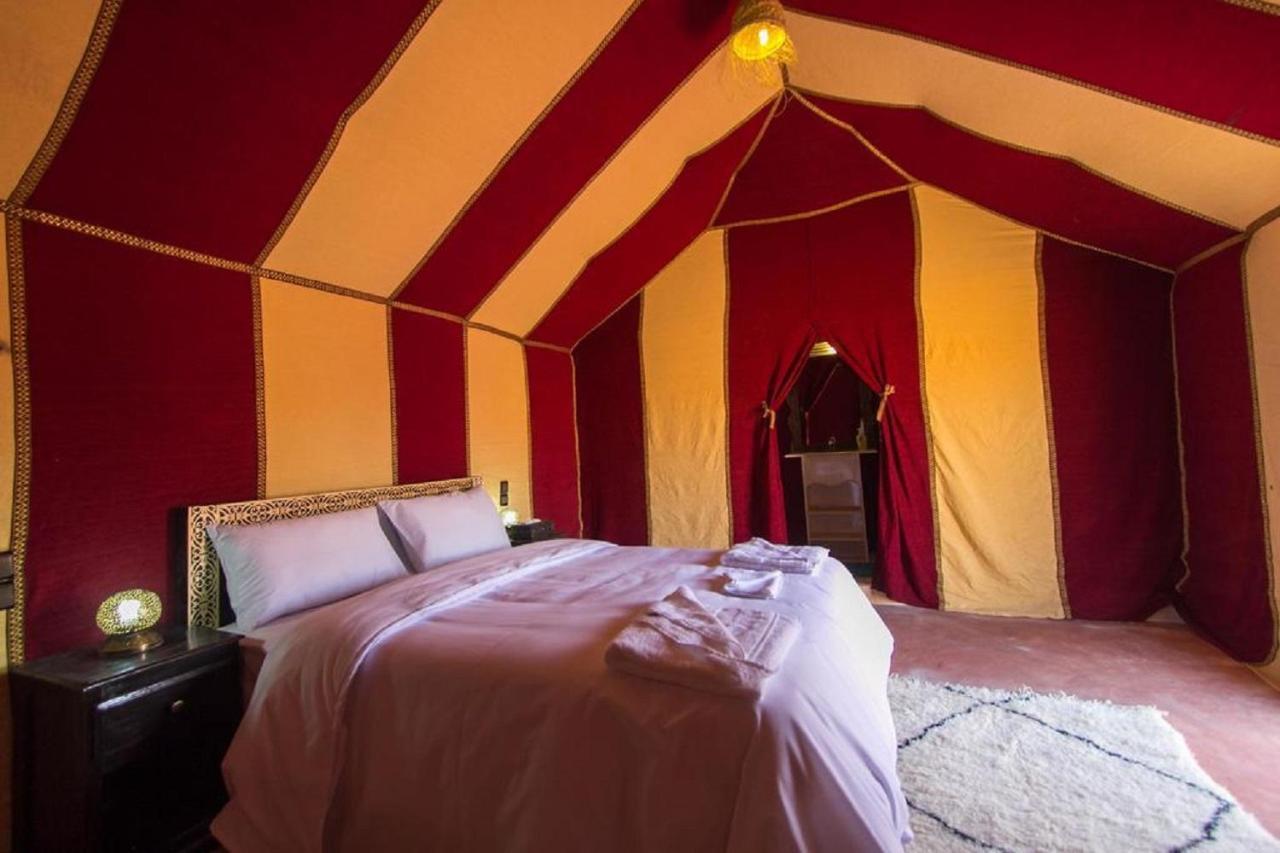 Zahra Luxury Desert Camp 호텔 메르주가 외부 사진