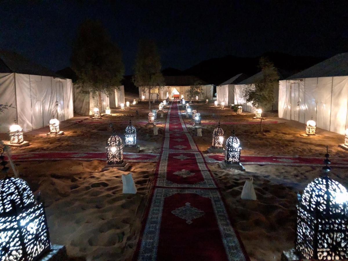 Zahra Luxury Desert Camp 호텔 메르주가 외부 사진
