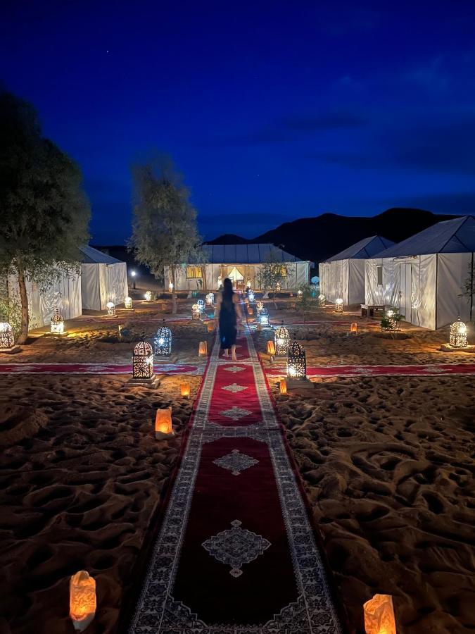 Zahra Luxury Desert Camp 호텔 메르주가 외부 사진