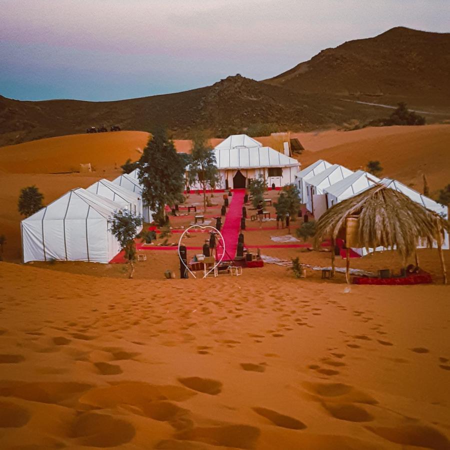 Zahra Luxury Desert Camp 호텔 메르주가 외부 사진