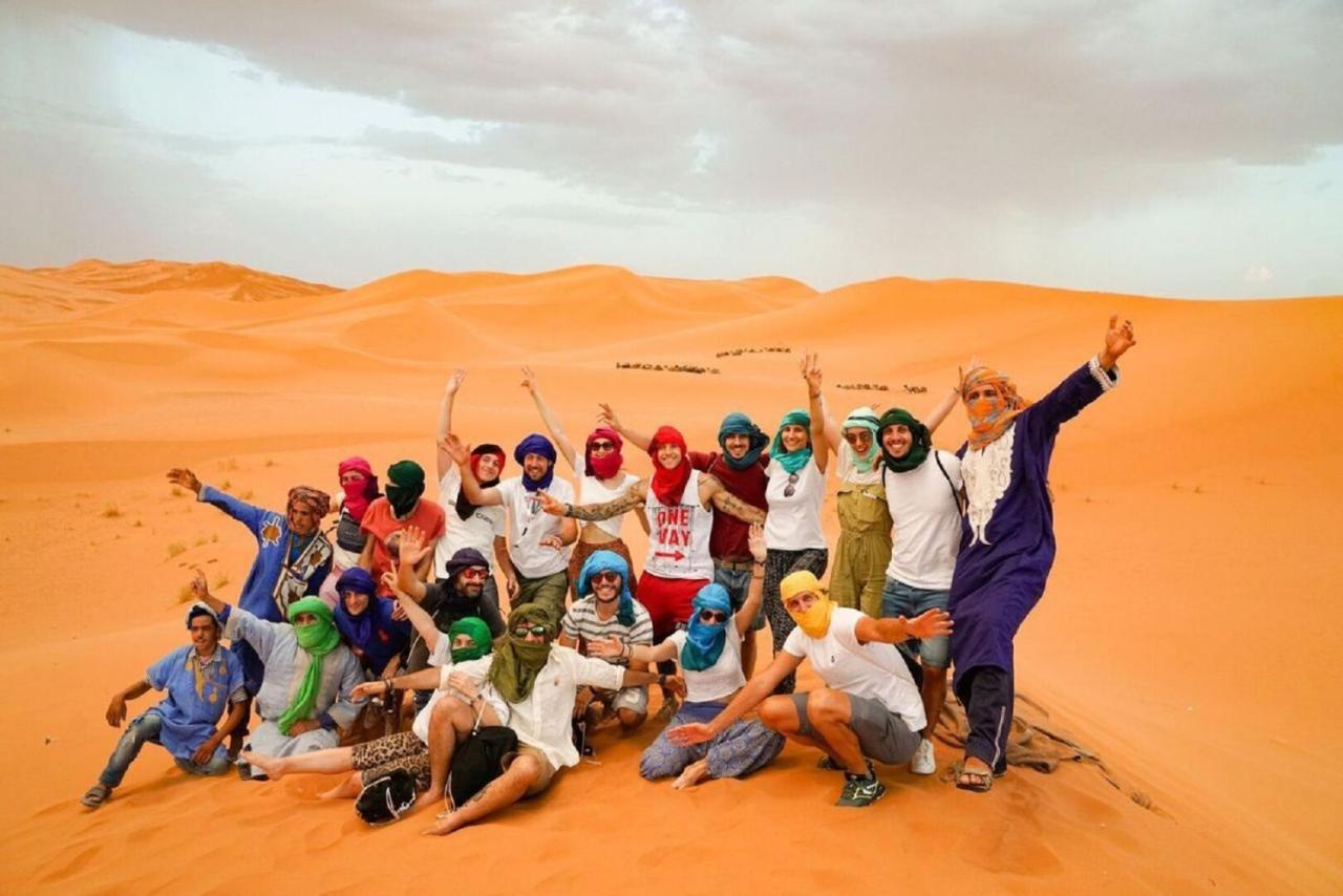 Zahra Luxury Desert Camp 호텔 메르주가 외부 사진