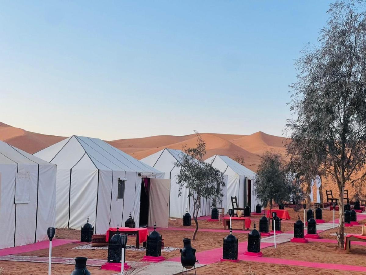 Zahra Luxury Desert Camp 호텔 메르주가 외부 사진